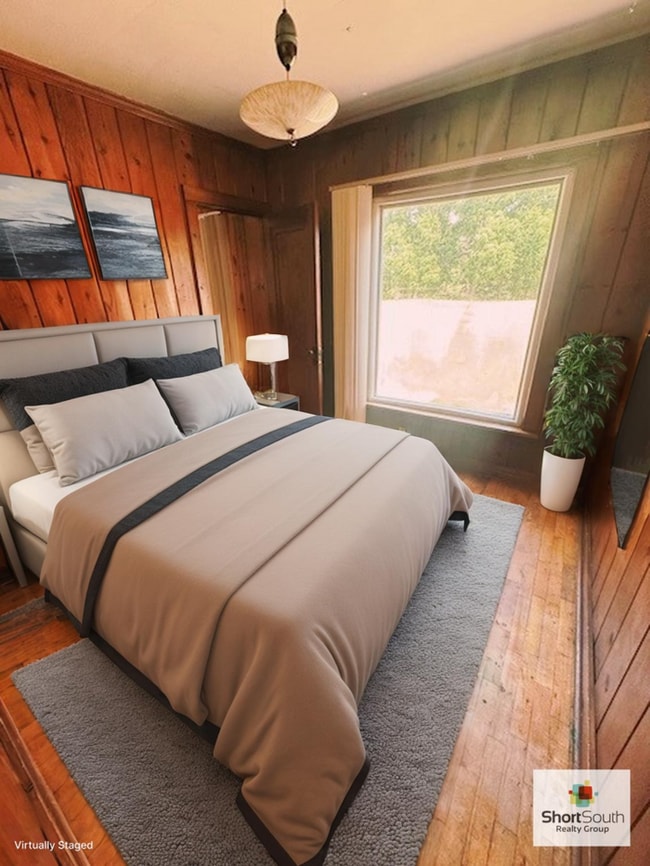 Building Photo - Updated 3 bed 1 bath house