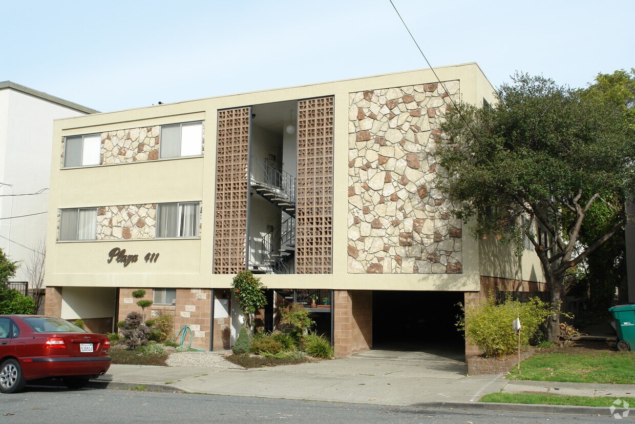 Foto del edificio - 411 Stannage Ave