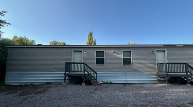 Building Photo - 19 2nd St E
