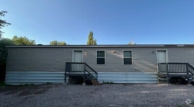 Building Photo - 19 2nd St E