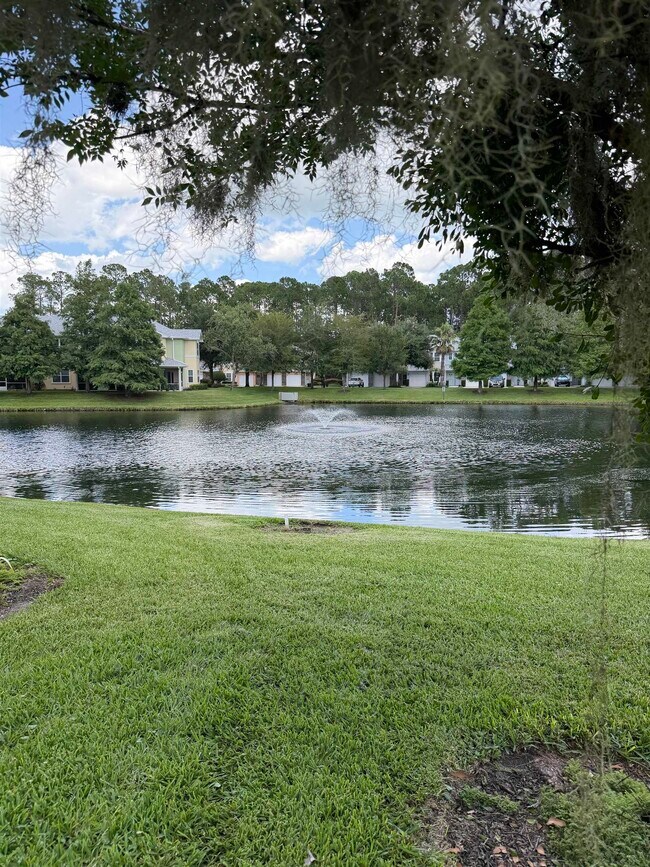 Foto del edificio - 175 Bayberry Cir