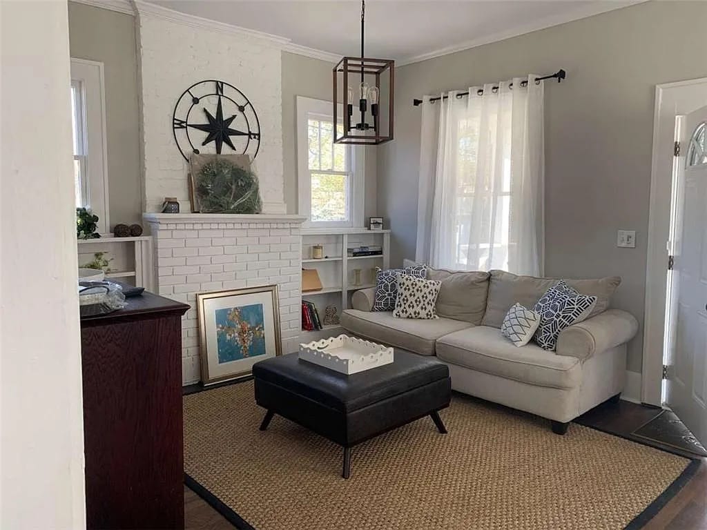 Primary Photo - Room in Duplex on Jackson St