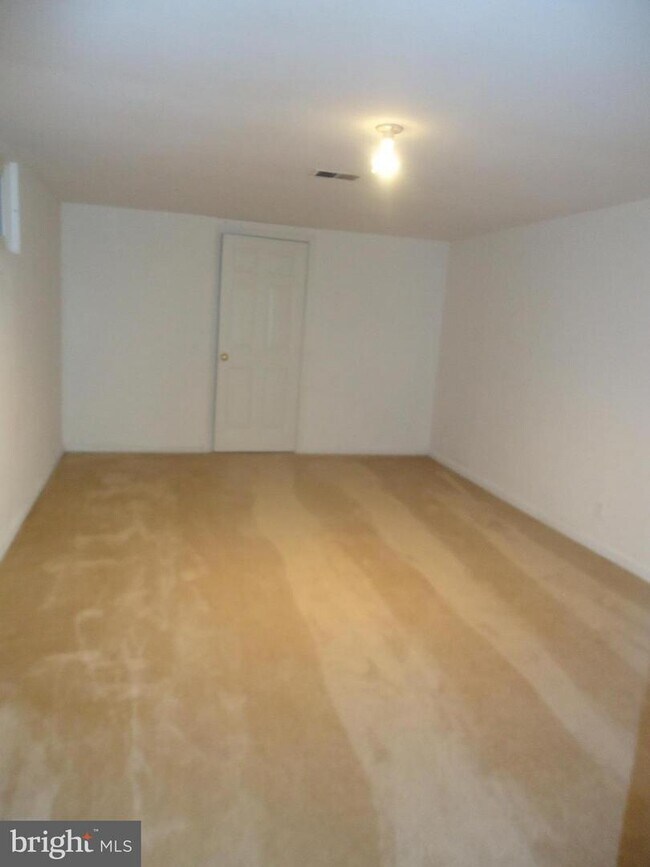Foto del edificio - 3554 Armfield Farm Dr