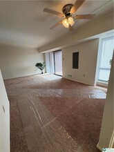 Building Photo - 911 George St