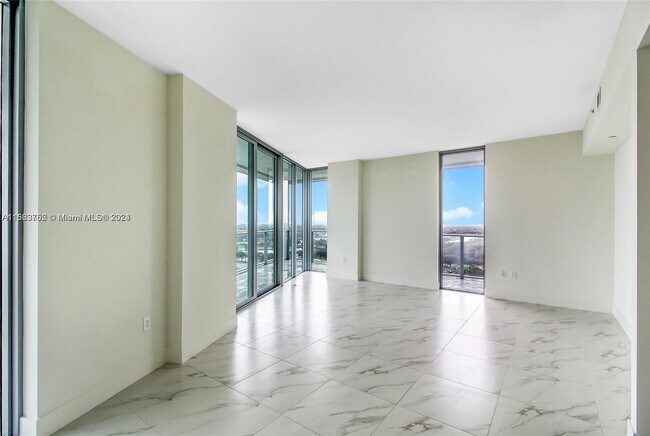 Foto del edificio - 2000 Metropica Wy