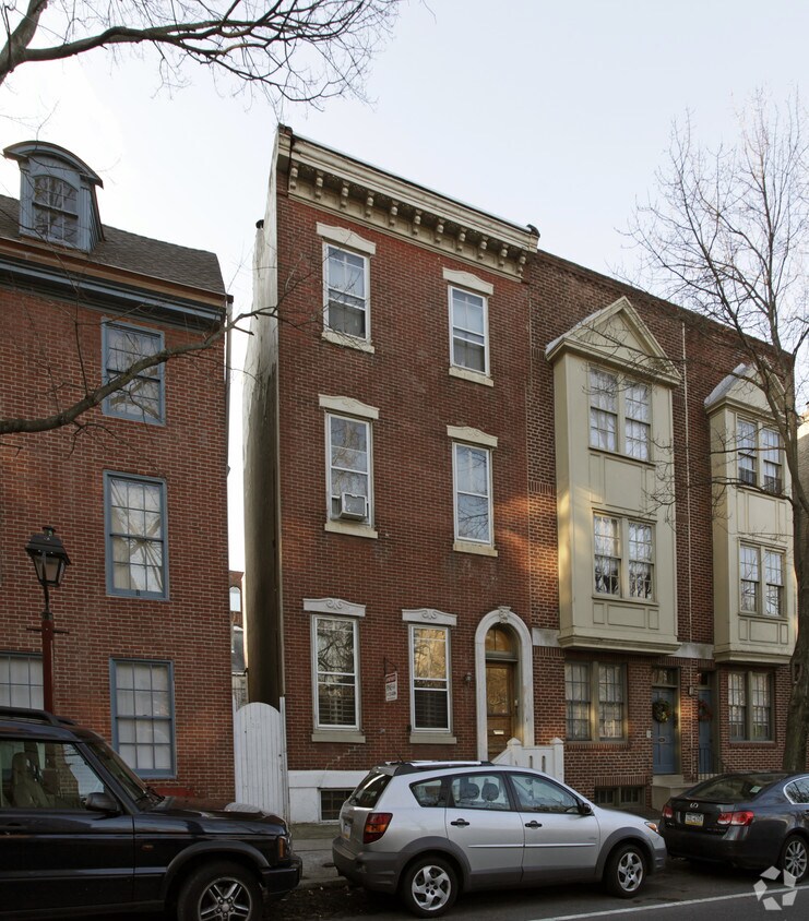 332 Lombard St, Philadelphia, PA 19147 Apartments in Philadelphia, PA