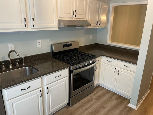 Foto del edificio - 1508 Wynnes Ridge Cir