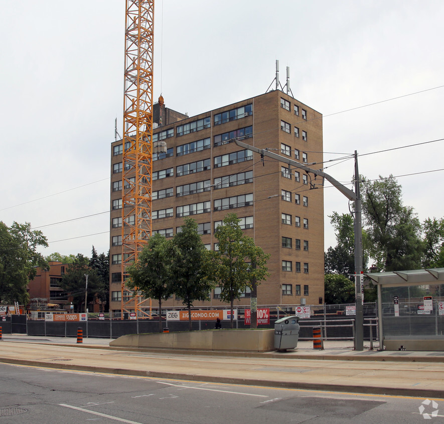 Building Photo - The Plains