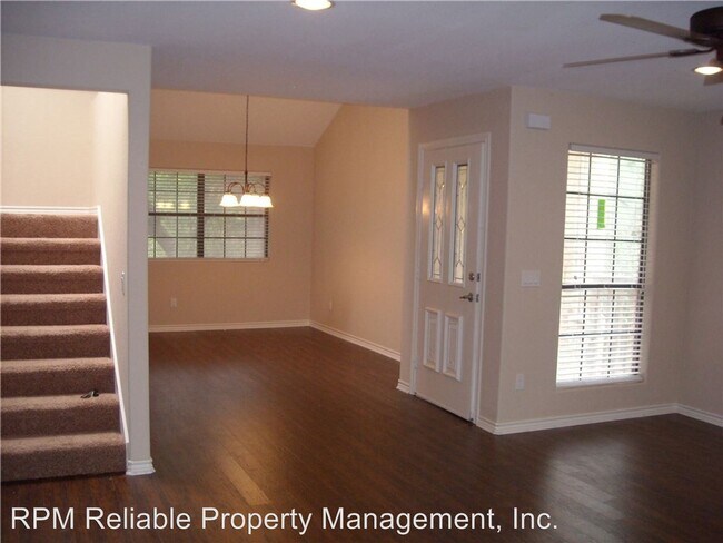 Building Photo - 1811A Crested Butte Dr
