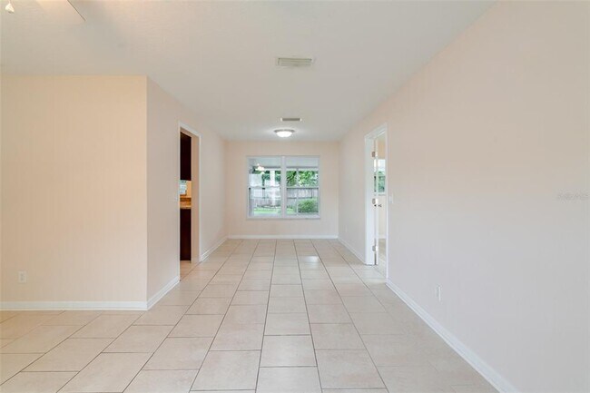 Foto del edificio - 8918 134th St N