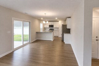 Foto del edificio - 10063 Woodland Cv