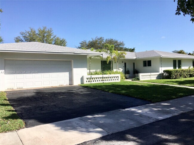 Foto del edificio - 9121 SW 85th St