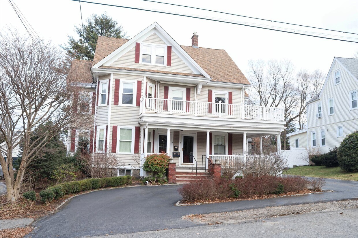 17 Burton Ter, Weymouth, MA 02190 House Rental in Weymouth, MA