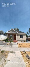 Building Photo - 910 W 600 S