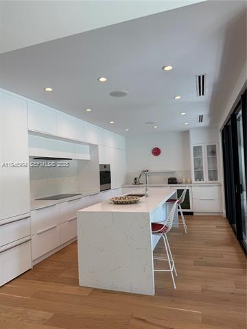 Foto del edificio - 50 NE 49th St