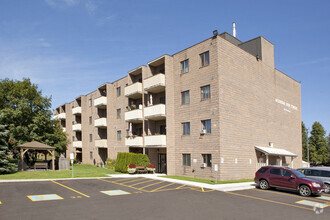 Building Photo - Mountain View Apartments