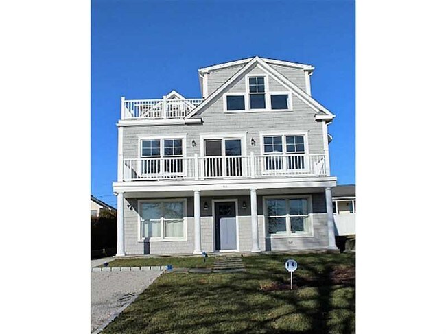 Foto del edificio - 50 Tuckerman Ave