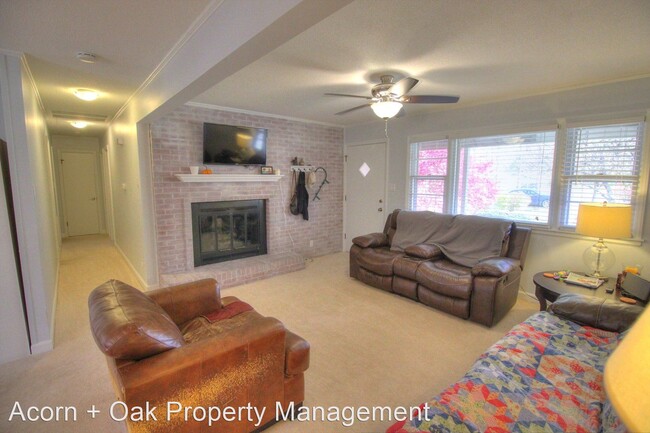 Building Photo - 3 br, 2 bath House - 5013 Gatewood Drive