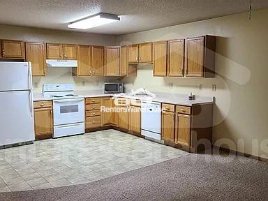 Foto del edificio - 135 North St W Unit B