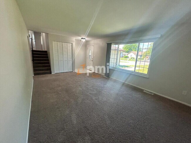 Foto del edificio - 9817 Fillmore St