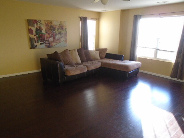 Building Photo - 1443 Millbrook Dr