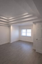 Building Photo - 4519 W Thomas St