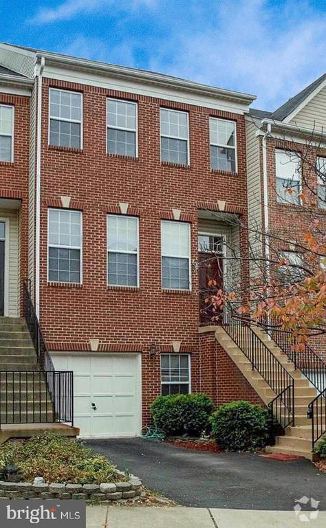 Building Photo - 2503 James Monroe Cir