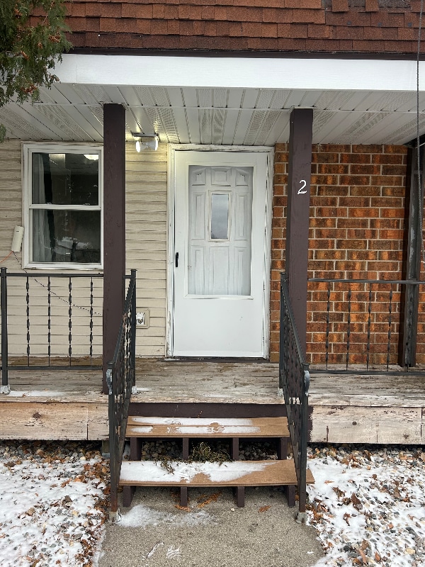 Primary Photo - 1512 1st St E