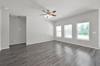 Building Photo - 8011 Dauntless Dr