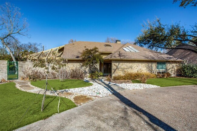 Building Photo - 7451 Malabar Ln