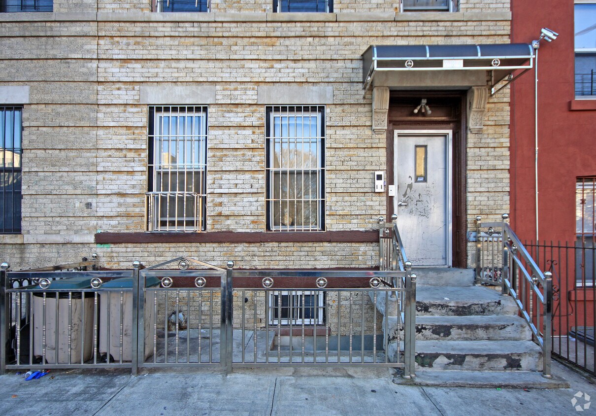 Foto del edificio - 286 Sumpter St