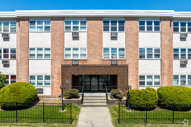 Building Photo - Blackrock Homes Apartments