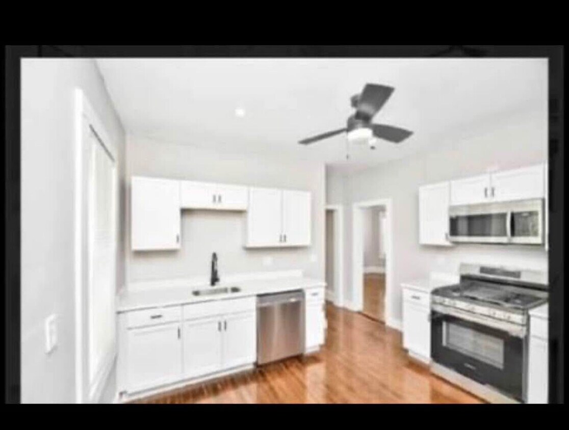 Foto principal - 93 Brent St