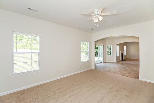 Building Photo - 7698 Overlook Bend