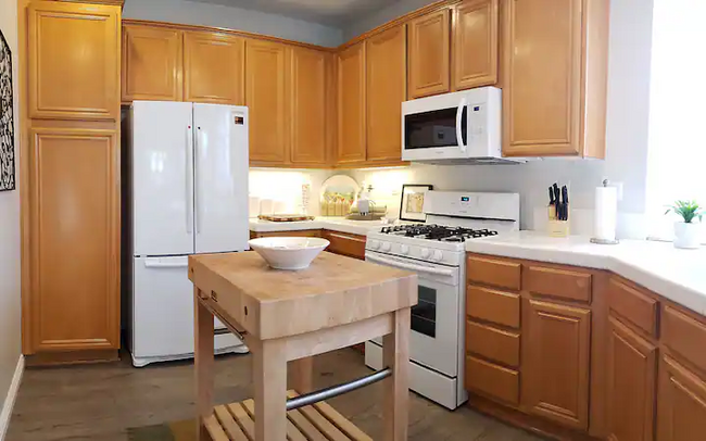 Foto del edificio - 753 E Port Hueneme Rd