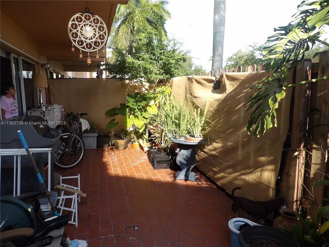 Building Photo - 14260 SW 57th Ln