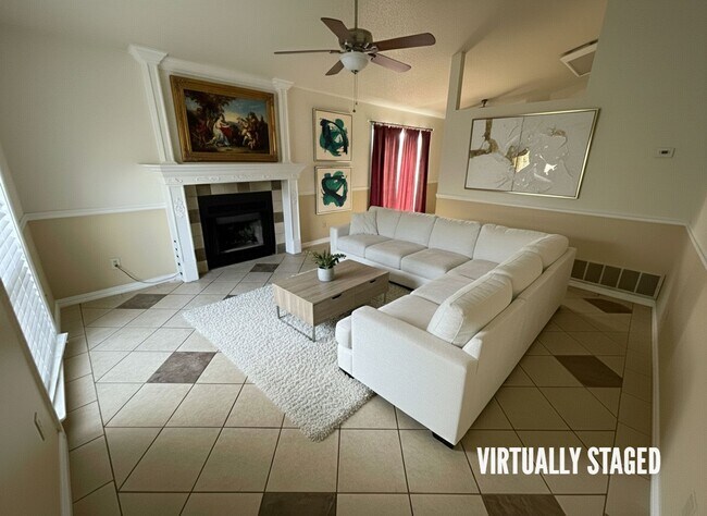 Building Photo - 2301 Dickens Dr