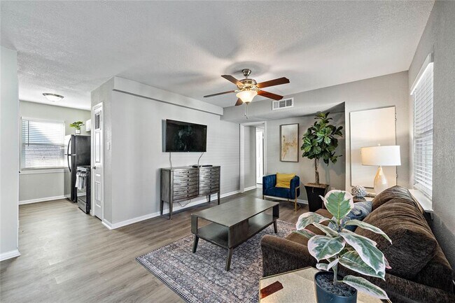 Foto del edificio - 2502 Avenue L Ave