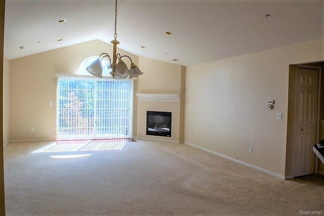 Building Photo - 21204 Alexa Dr