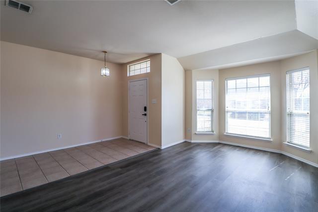 Foto del edificio - 3009 Sugarberry Dr