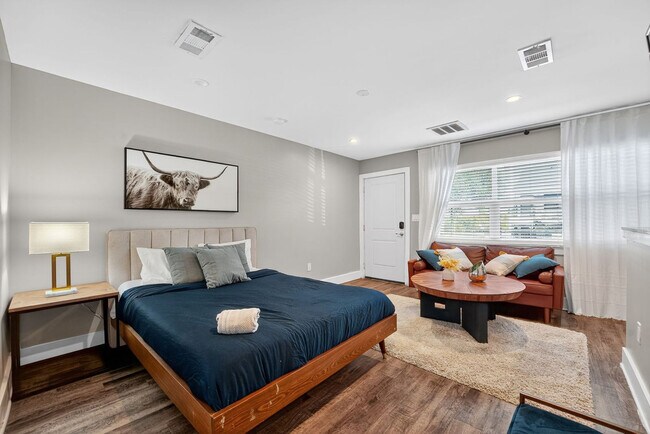 Foto del edificio - 8902 Park Ln