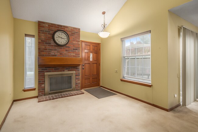 Foto del edificio - Lovely 2 Bed, 2.5 Bath Townhome with a Loft!