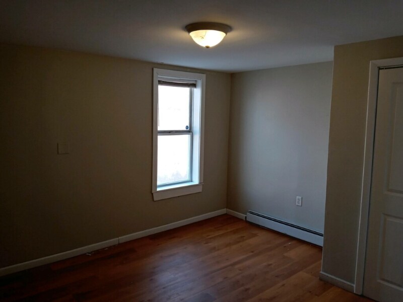 18 E Diamond Ave Unit 1E, Hazleton, PA 18201 Room for Rent in