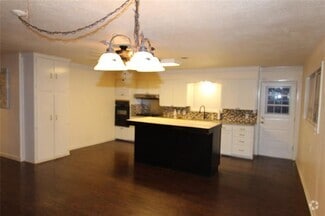 Building Photo - 728 S Burdette Ave