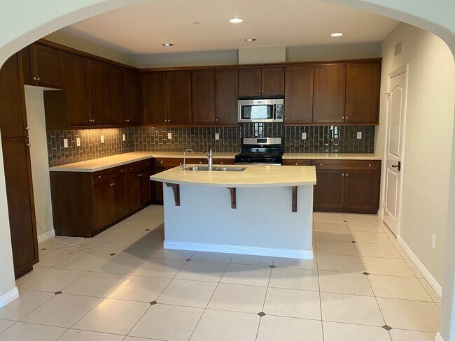 Building Photo - Colony Park - 3 Bedroom Home!