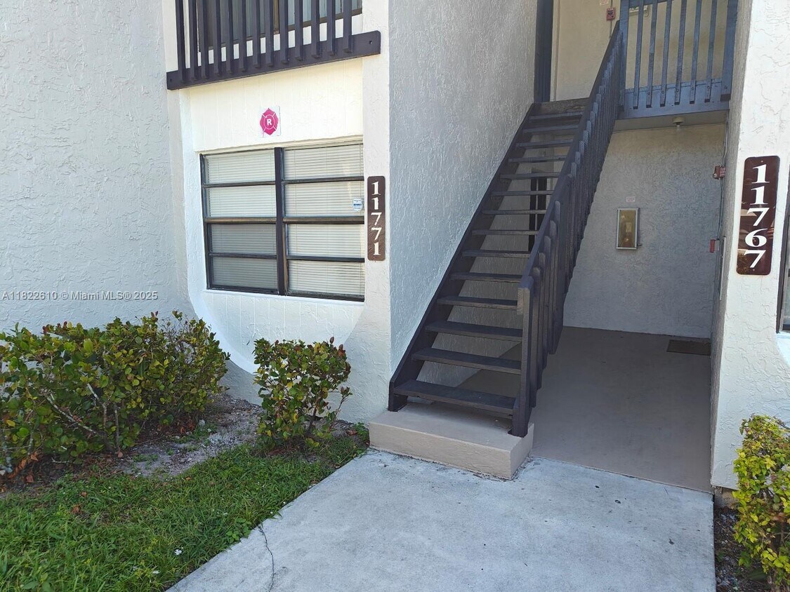 Primary Photo - 11771 NW 30th St