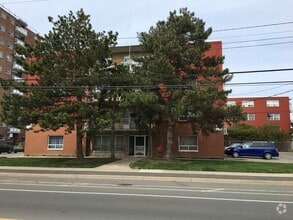 Building Photo - 325 Melvin Ave