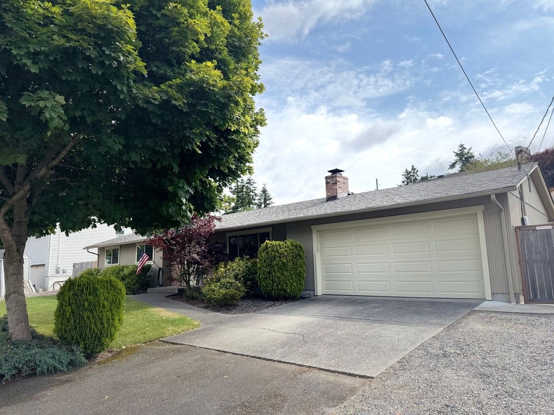 Primary Photo - Stylishly Remodeled North Tacoma Gem with ...