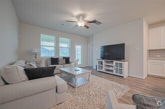 Building Photo - 7076 Silverleaf Oak St