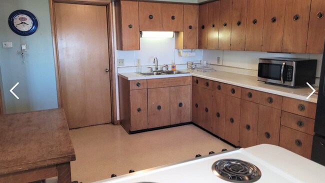 Foto del edificio - 703 E 7th St
